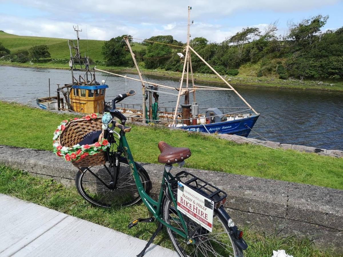 Отель Nellys Bed And Bikes Вэстпорт Экстерьер фото